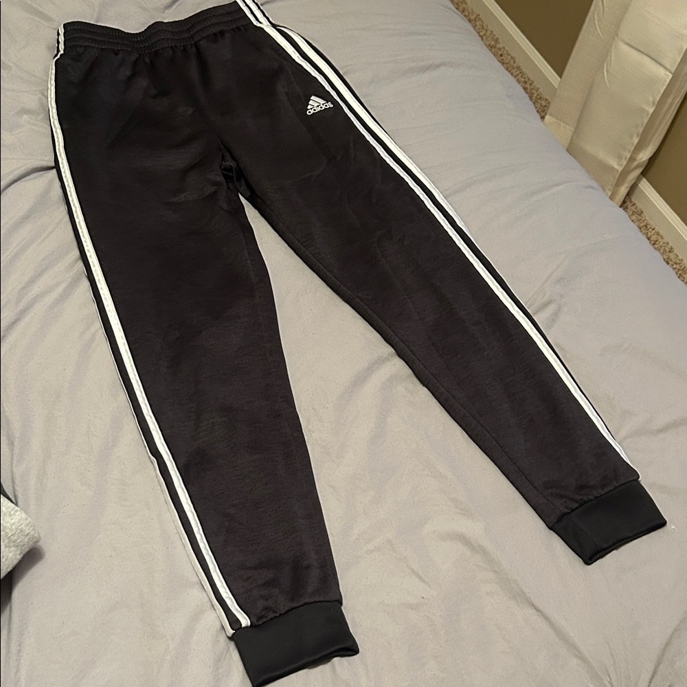 Adidas Kids Heathered Black Joggers with White Stripes Boy’s Large